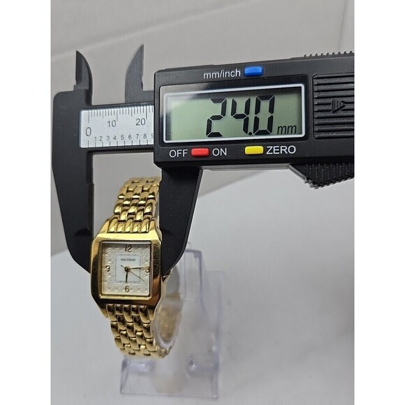 Waltham WAW045 Gold Tone Square Quartz Womens Watch New Battery Size Small main image 5